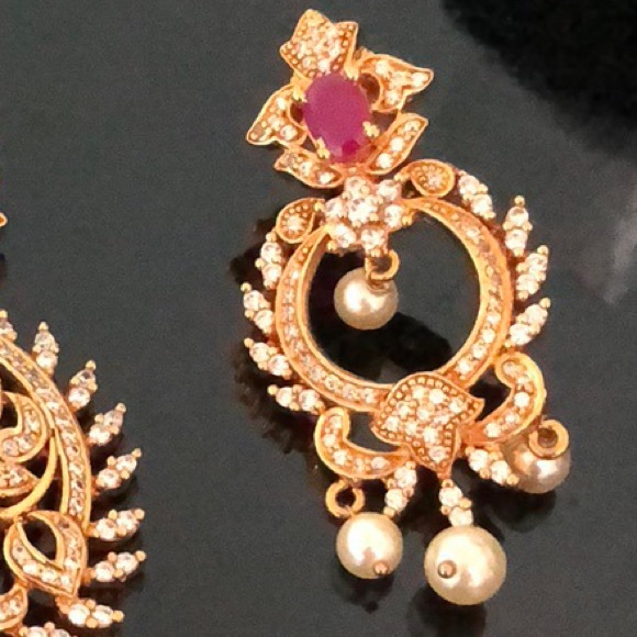 Indian Bollywood Style locket & earrings Set - Picture 6 of 6